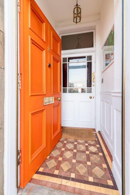 Holyrood Park: Lush & Arty 2 Double Bed Flat Daire Edinburgh Dış mekan fotoğraf