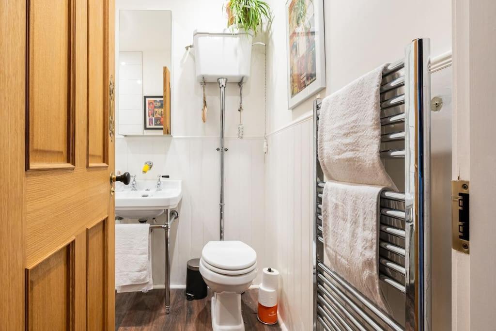 Holyrood Park: Lush & Arty 2 Double Bed Flat Daire Edinburgh Dış mekan fotoğraf