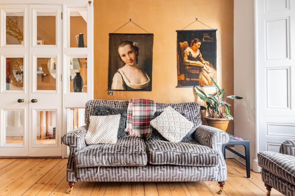 Holyrood Park: Lush & Arty 2 Double Bed Flat Daire Edinburgh Dış mekan fotoğraf